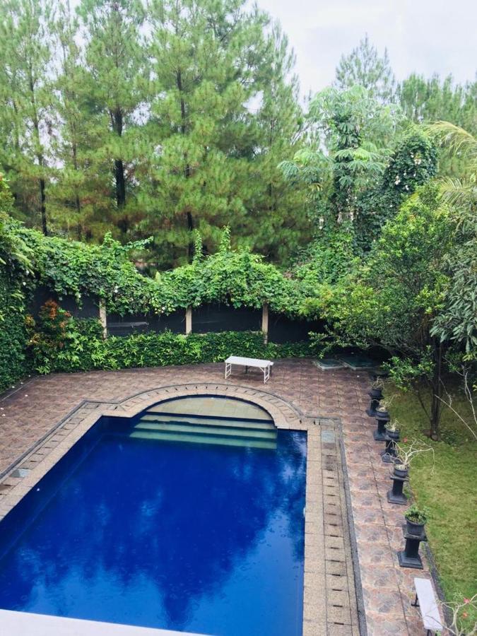 Villa Gathering Yuni Syahla Citaringgul Extérieur photo